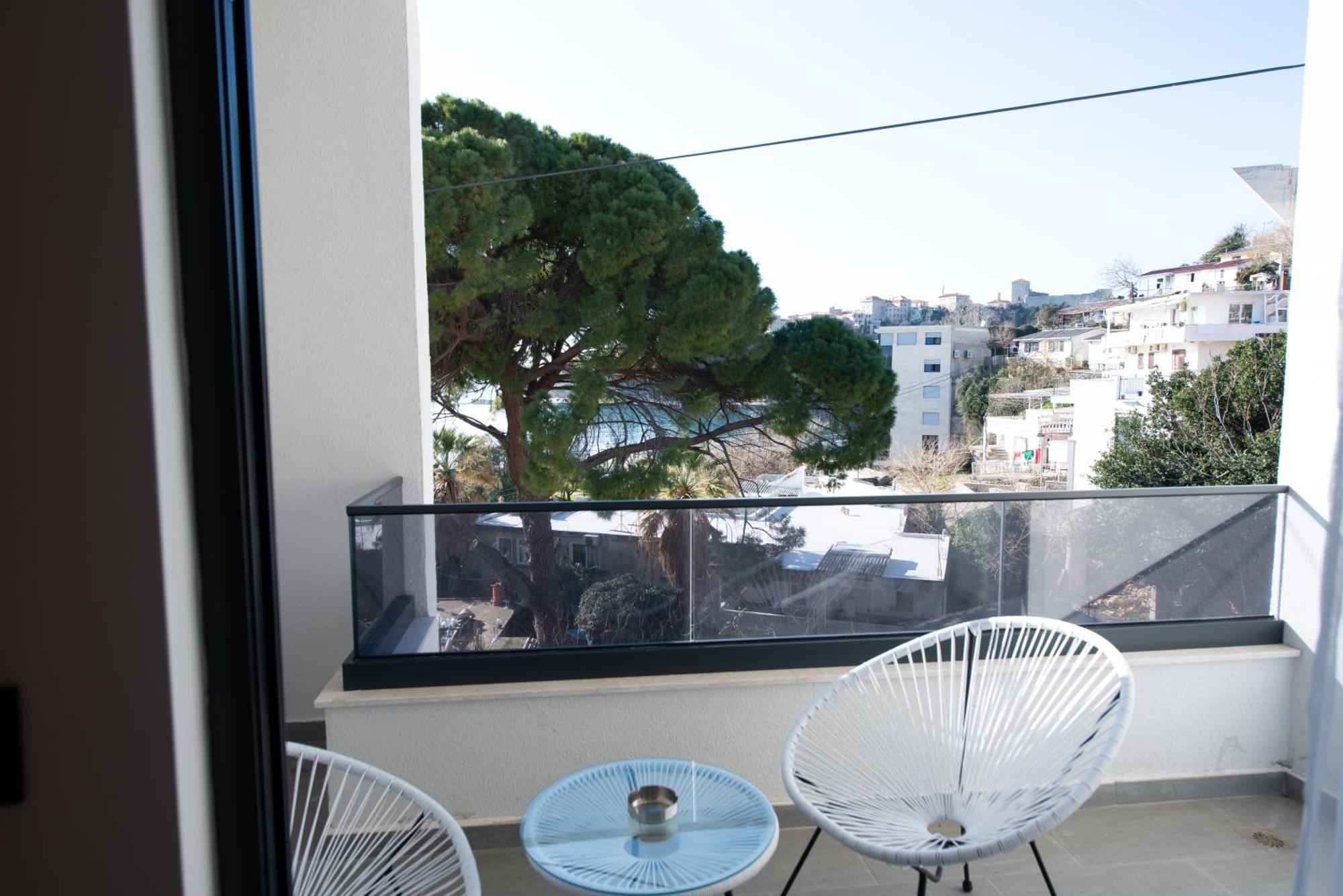 Botanica Boutique Hotel Ulcinj Ngoại thất bức ảnh