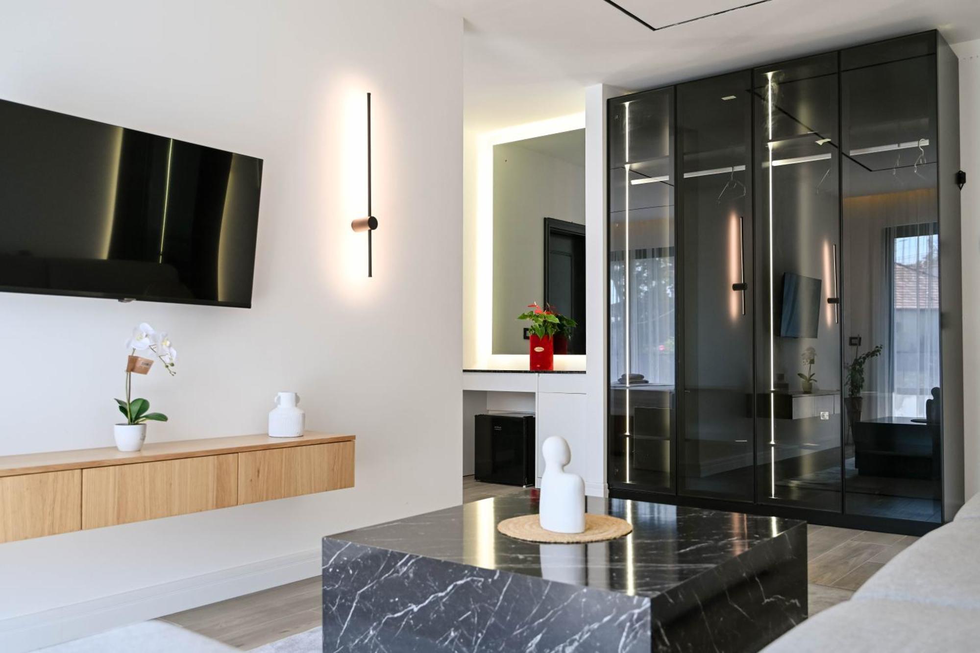 Botanica Boutique Hotel Ulcinj Ngoại thất bức ảnh